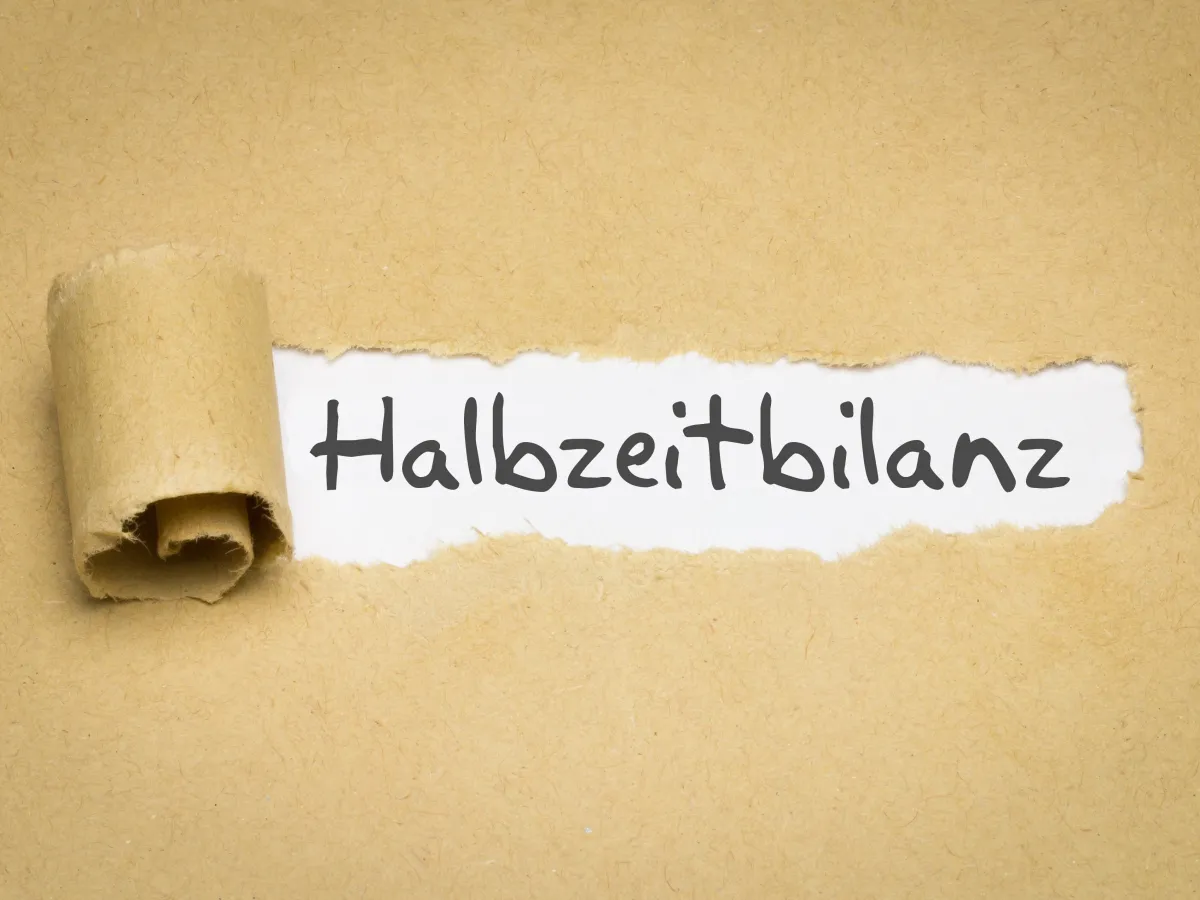 Halbzeitbilanz